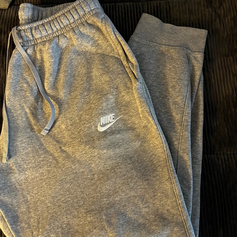 Nike Youth Gray Sweatpants